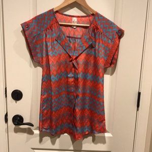 Short sleeve top